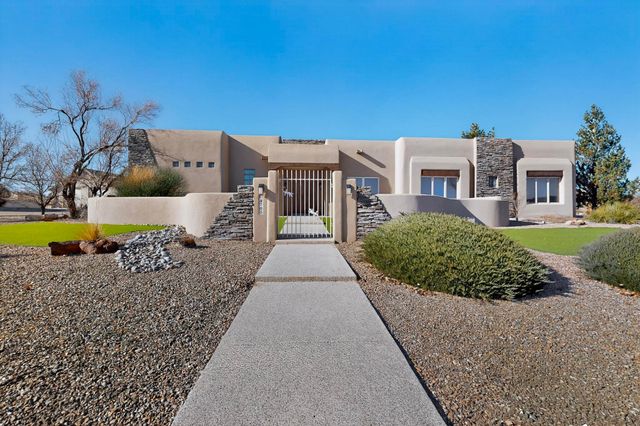 9705 Coneflower Drive NW, Albuquerque, NM 87114