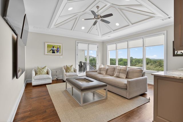 7032 Oakmont Terrace, Fort Worth, TX 76132