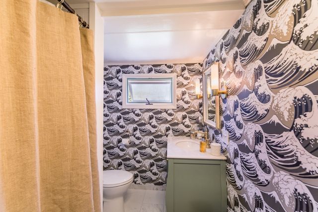 13 Lincoln St, Wareham, MA 02571
