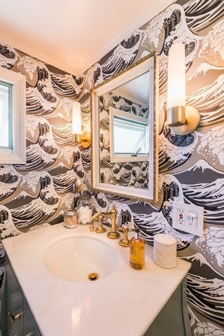 13 Lincoln St, Wareham, MA 02571