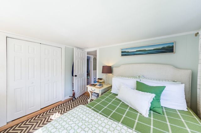 13 Lincoln St, Wareham, MA 02571