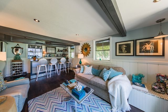 13 Lincoln St, Wareham, MA 02571