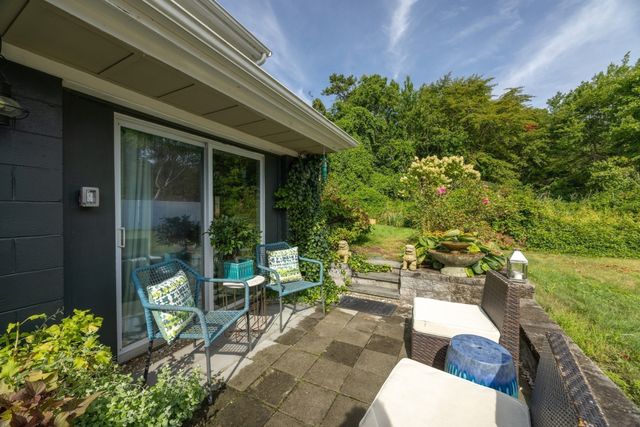 13 Lincoln St, Wareham, MA 02571