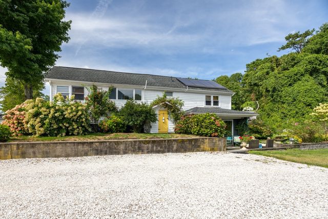 13 Lincoln St, Wareham, MA 02571