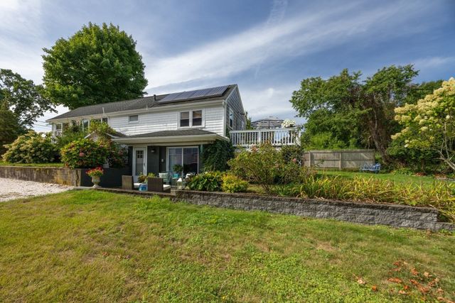 13 Lincoln St, Wareham, MA 02571
