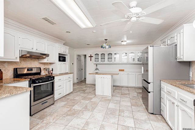 58942 Postell Ave, Plaquemine, LA 70764