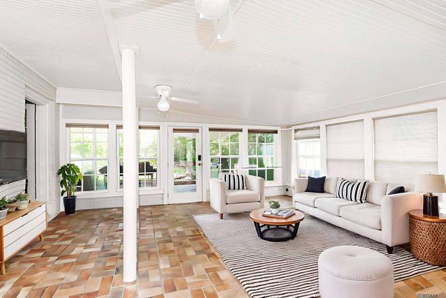 58942 Postell Ave, Plaquemine, LA 70764