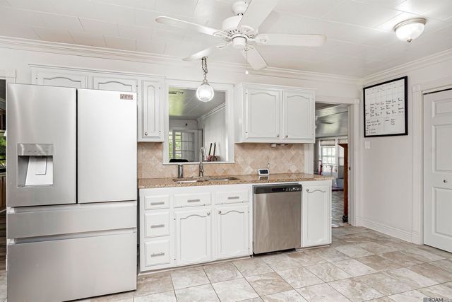 58942 Postell Ave, Plaquemine, LA 70764