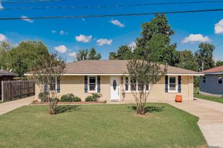 58942 Postell Ave, Plaquemine, LA 70764