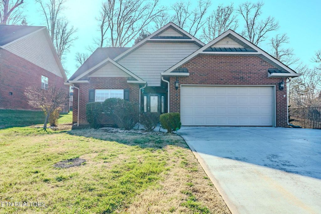 2005 Infinity Lane, Sevierville, TN 37876