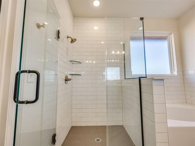 16225 Whistle Creek Boulevard, Edmond, OK 73013