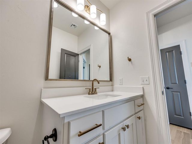 16225 Whistle Creek Boulevard, Edmond, OK 73013