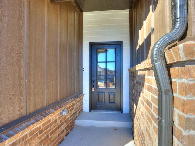 16225 Whistle Creek Boulevard, Edmond, OK 73013