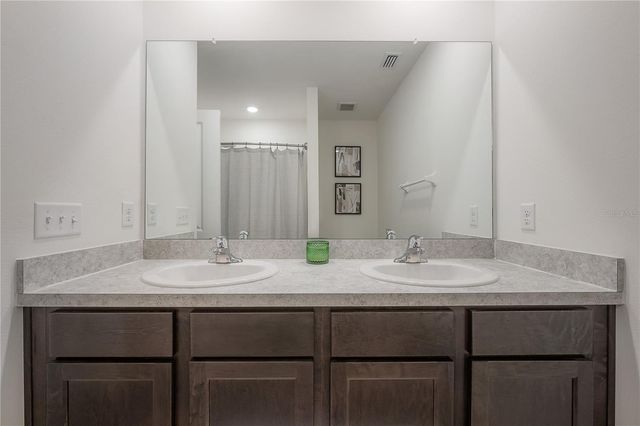 9031 WATER CHESTNUT DRIVE, Temple Terrace, FL 33637