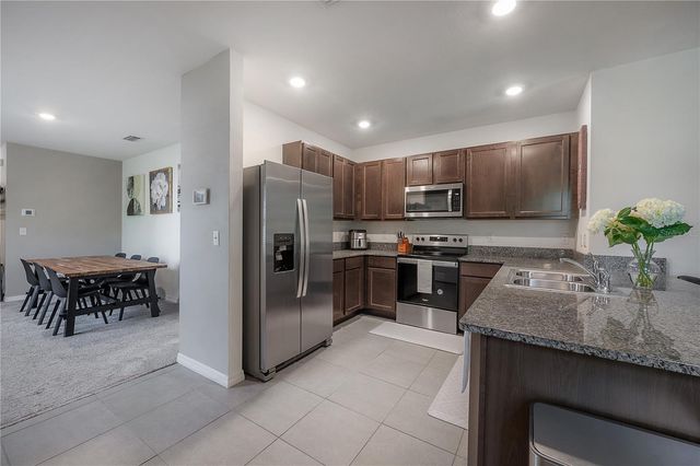 9031 WATER CHESTNUT DRIVE, Temple Terrace, FL 33637
