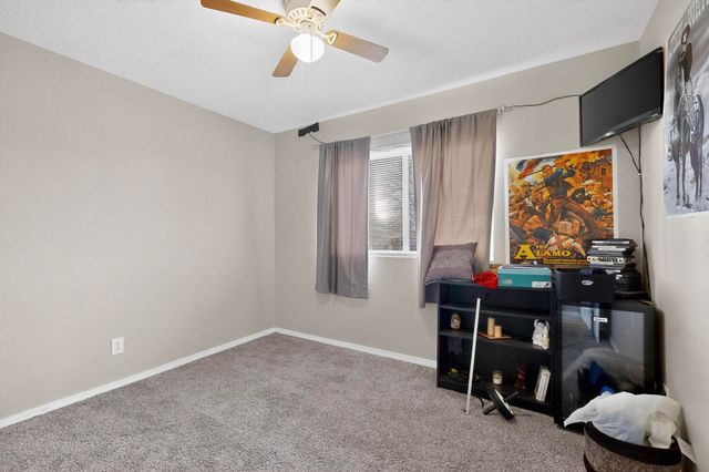 10401 Aspen Avenue NE, Albuquerque, NM 87112