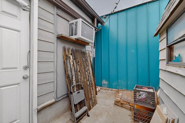 10401 Aspen Avenue NE, Albuquerque, NM 87112