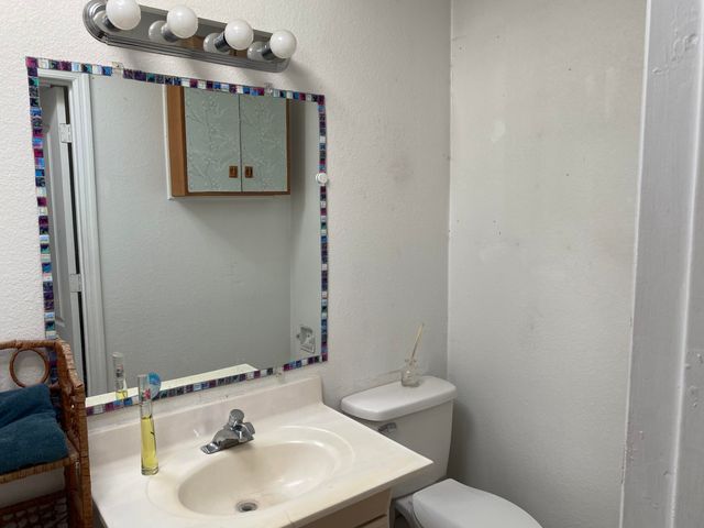 10401 Aspen Avenue NE, Albuquerque, NM 87112