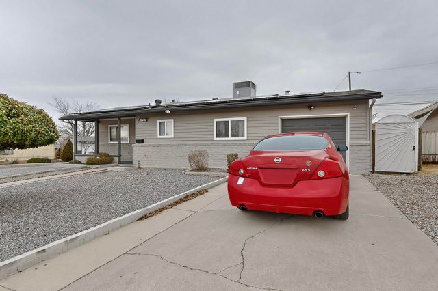 10401 Aspen Avenue NE, Albuquerque, NM 87112