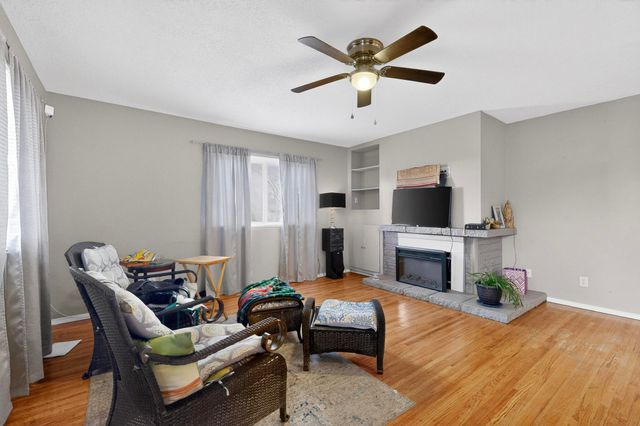 10401 Aspen Avenue NE, Albuquerque, NM 87112