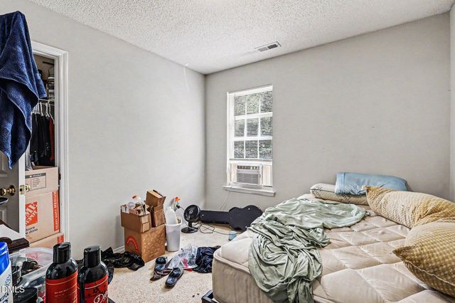 6428 Saybrooke Drive, Raleigh, NC 27604