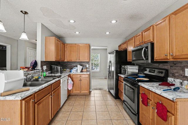 6428 Saybrooke Drive, Raleigh, NC 27604