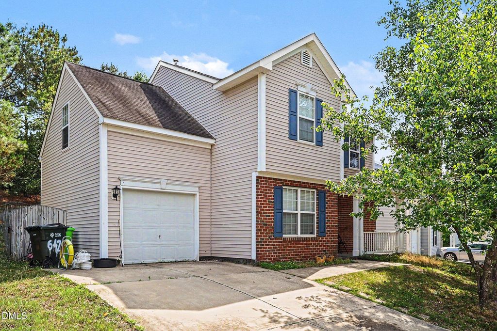 6428 Saybrooke Drive, Raleigh, NC 27604