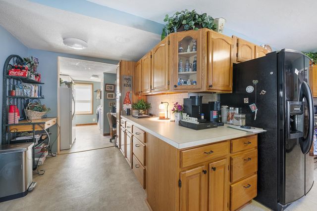 118 N Massachusetts, Winfield, KS 67156