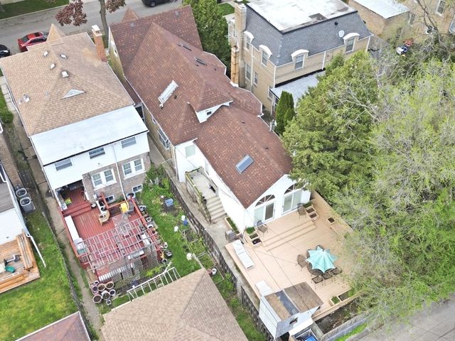 5919 N Bernard Street, Chicago, IL 60659