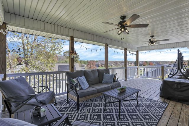 825 Edgehill Drive, Logan, OH 43138