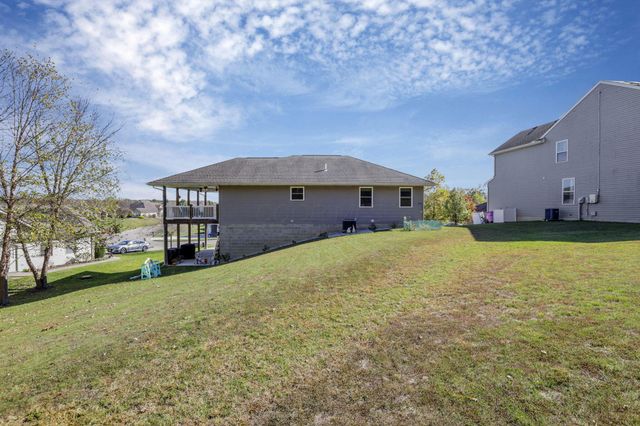 825 Edgehill Drive, Logan, OH 43138