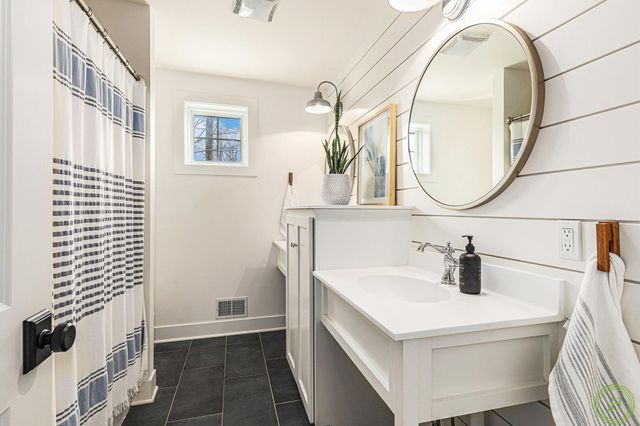 2377 Lake Birch Court Ne, Grand Rapids Twp, MI 49525