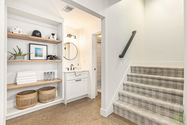 2377 Lake Birch Court Ne, Grand Rapids Twp, MI 49525