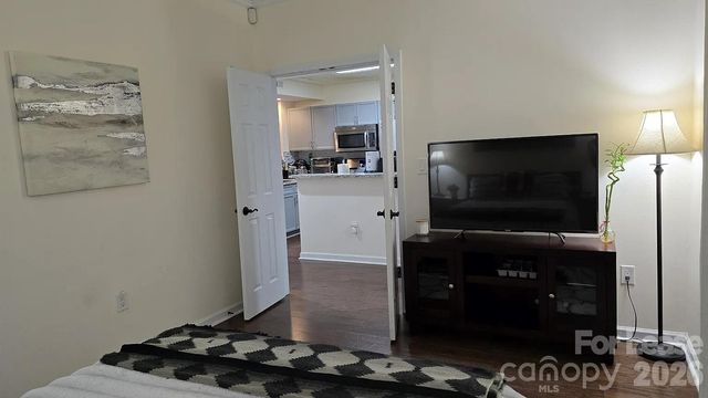 405 W 7th Street, Charlotte, NC 28202