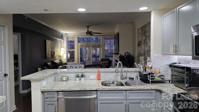 405 W 7th Street, Charlotte, NC 28202