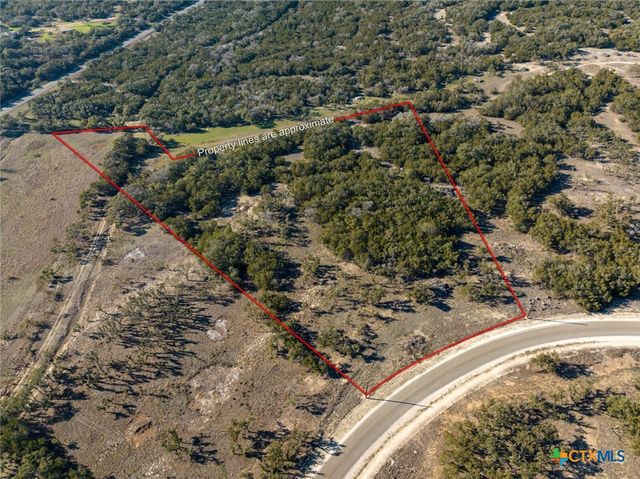 642 Windmill Ridge Drive, Blanco, TX 78606