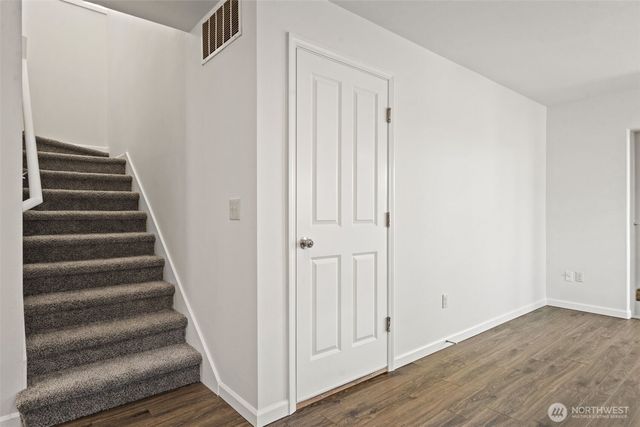 220 NE Tronson Circle, Bremerton, WA 98311