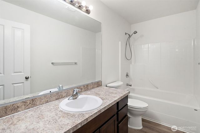 220 NE Tronson Circle, Bremerton, WA 98311