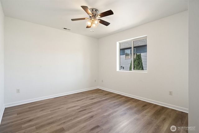 220 NE Tronson Circle, Bremerton, WA 98311