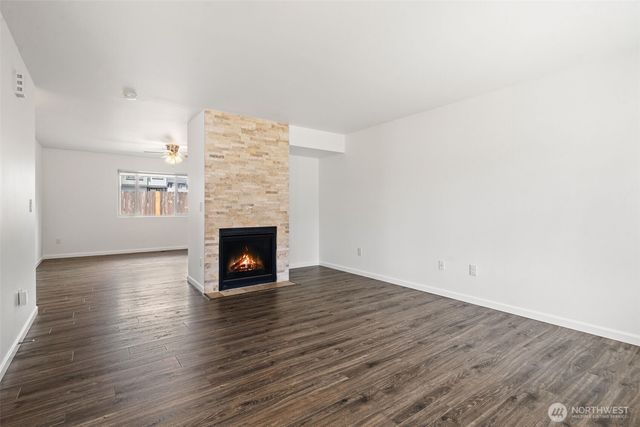 220 NE Tronson Circle, Bremerton, WA 98311