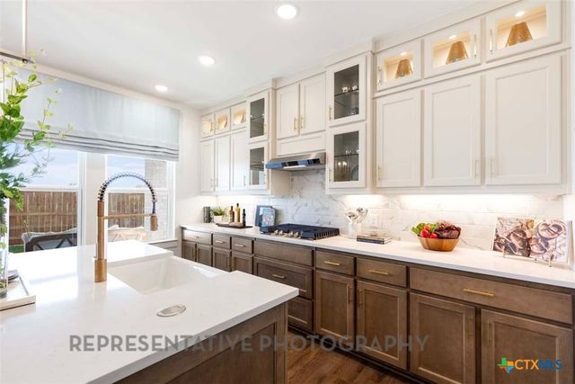8704 Peristyle Drive, Austin, TX 78744