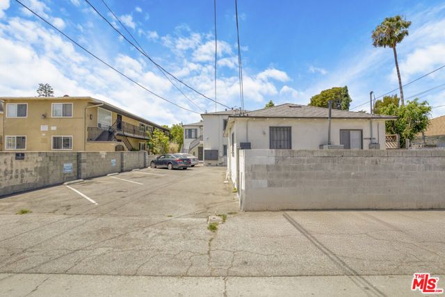 1937 17th Street, Santa Monica, CA 90404