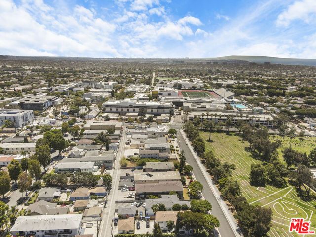 1937 17th Street, Santa Monica, CA 90404