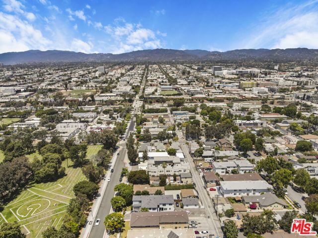 1937 17th Street, Santa Monica, CA 90404