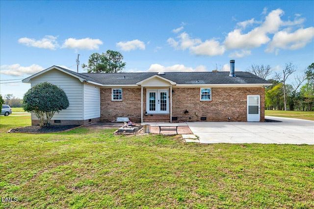 1343 NC Hwy 27 W, Benson, NC 27504