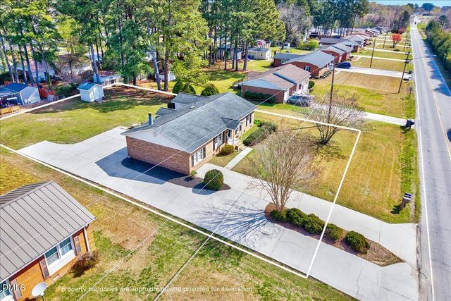 1343 NC Hwy 27 W, Benson, NC 27504