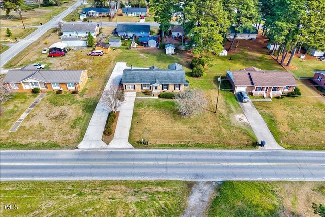 1343 NC Hwy 27 W, Benson, NC 27504