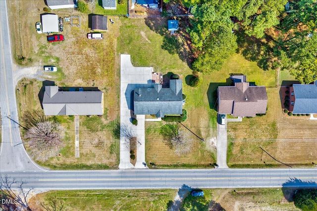 1343 NC Hwy 27 W, Benson, NC 27504