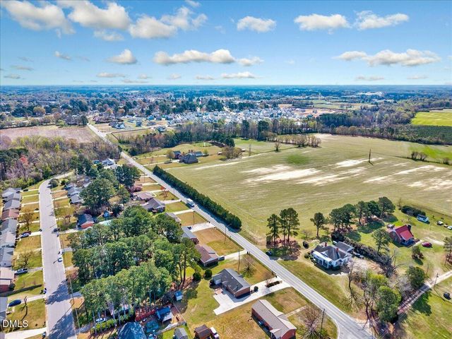 1343 NC Hwy 27 W, Benson, NC 27504