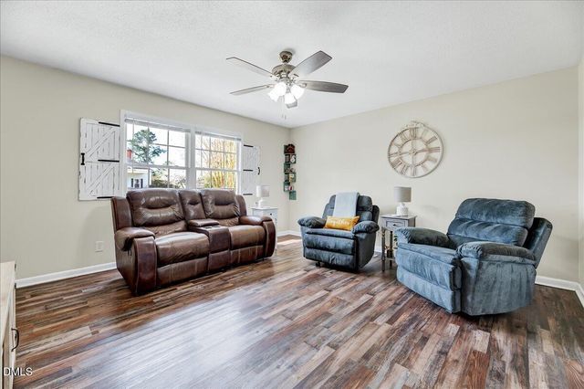 1343 NC Hwy 27 W, Benson, NC 27504